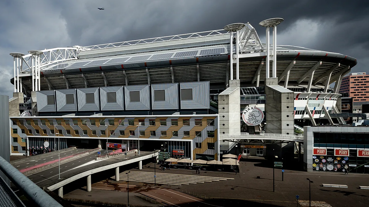 Ajax-fans verlengen massaal seizoenkaarten