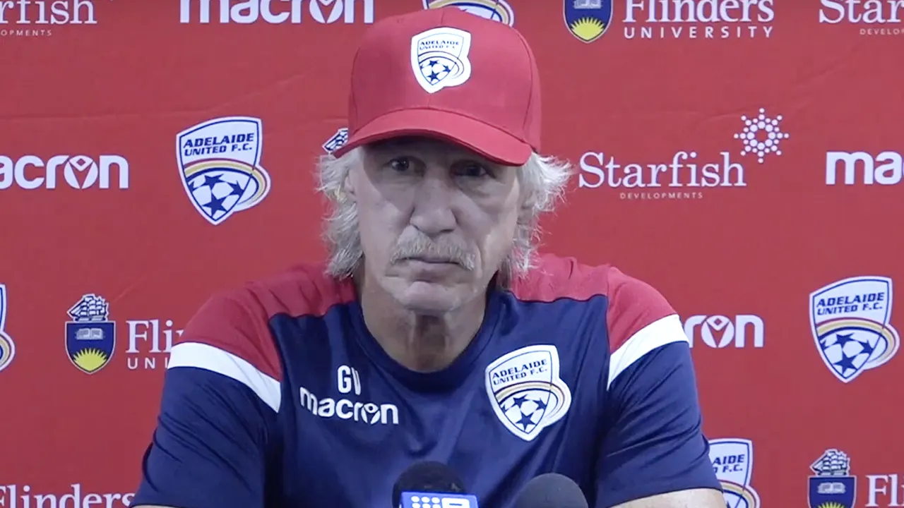 Gertjan Verbeek laat imposante snor staan in Australië