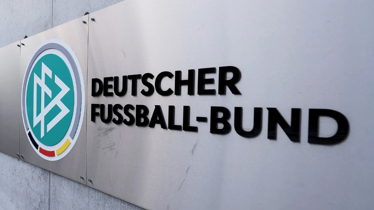 Trans en non-binaire personen in Duits voetbal mogen zelf kiezen voor mannen- of vrouwenteam