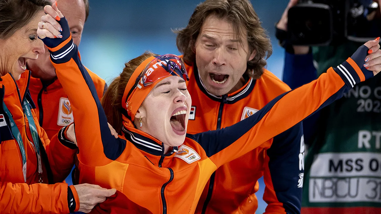 Antoinette Rijpma-de Jong pakt op sensationele wijze Olympische titel op de 1500 meter!