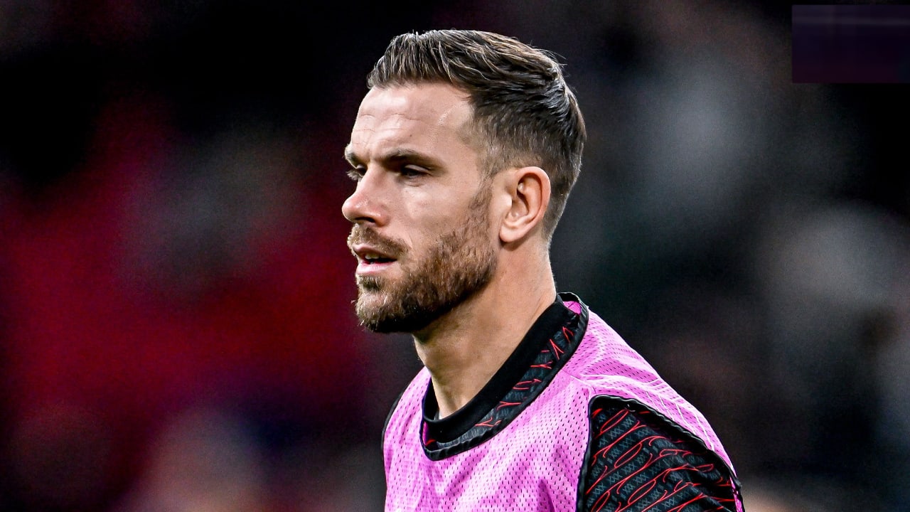 Niet Henderson, maar Pasveer draagt aanvoerdersband bij Ajax tegen Galatasaray