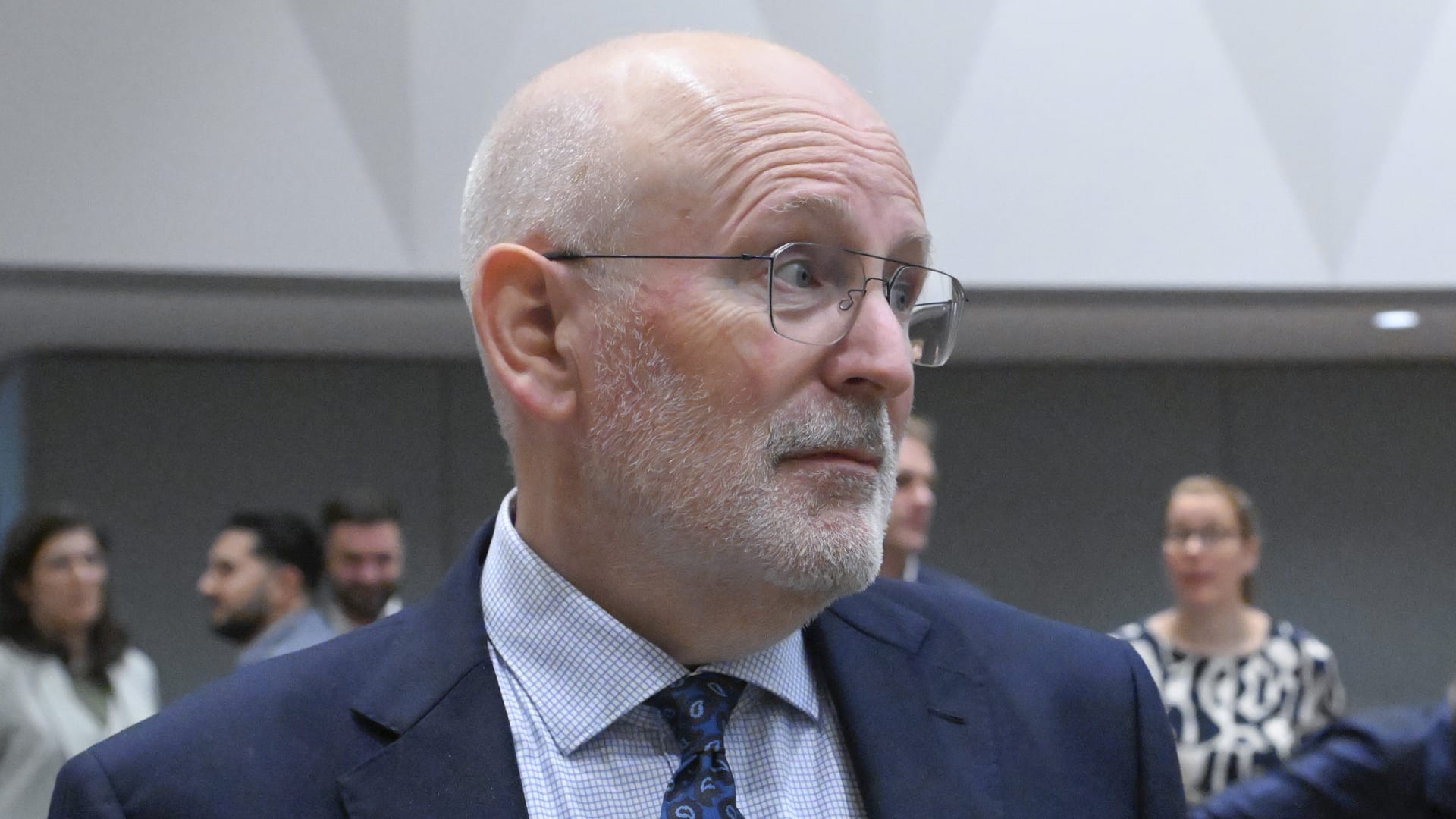 Frans Timmermans roept VVD op niet nog eens met PVV te regeren