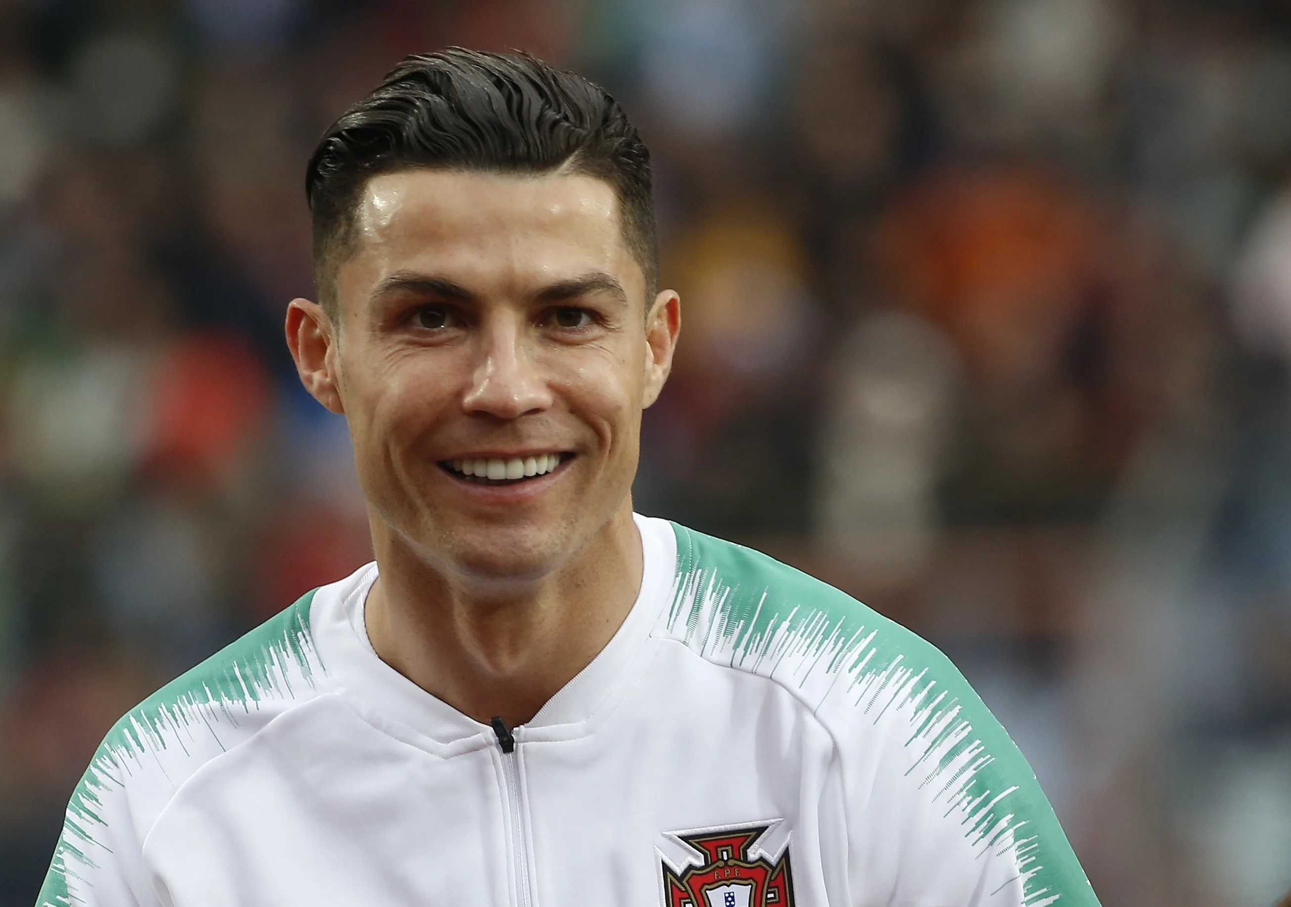 Ronaldo op jacht naar wereldrecord Ali Daei