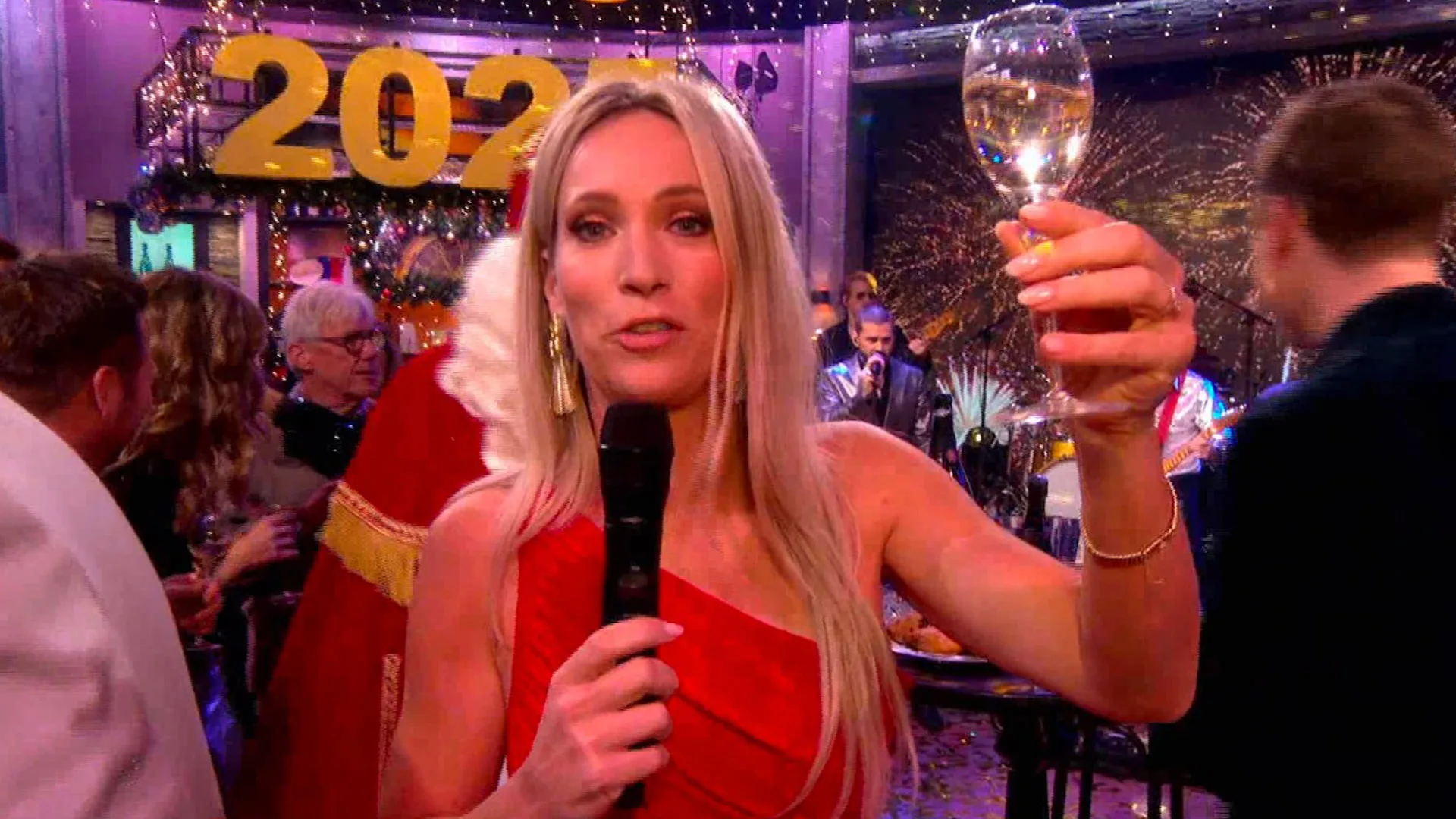 Aflevering Hélène's Oudejaarsborrel, dinsdag 31 december