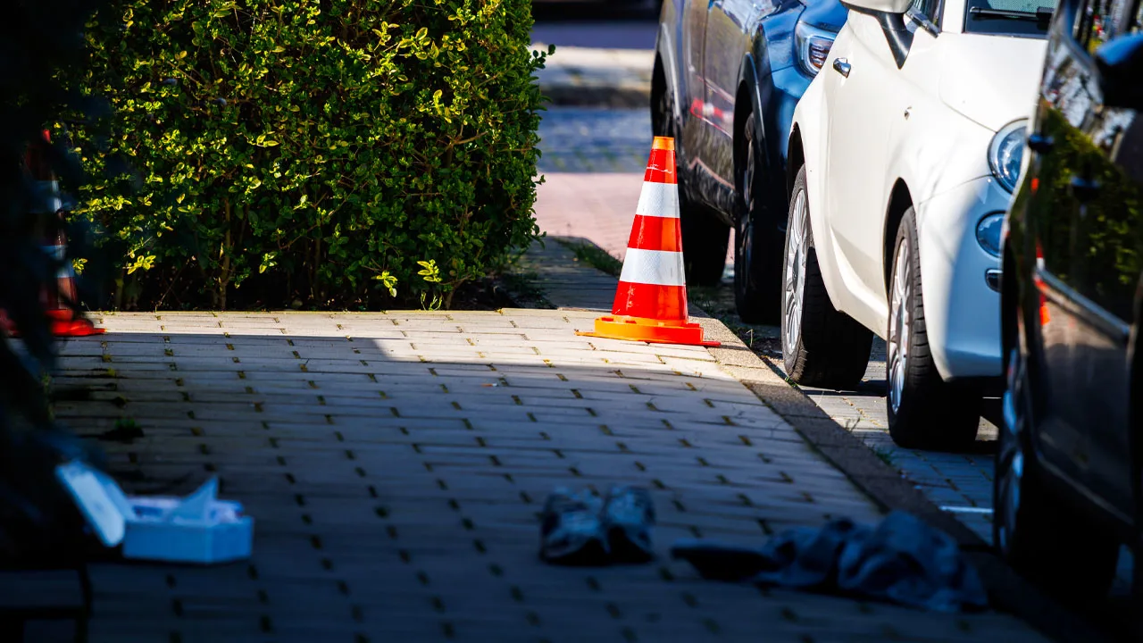 Neergeschoten Iraniër werkt bij politie en is ernstig gewond