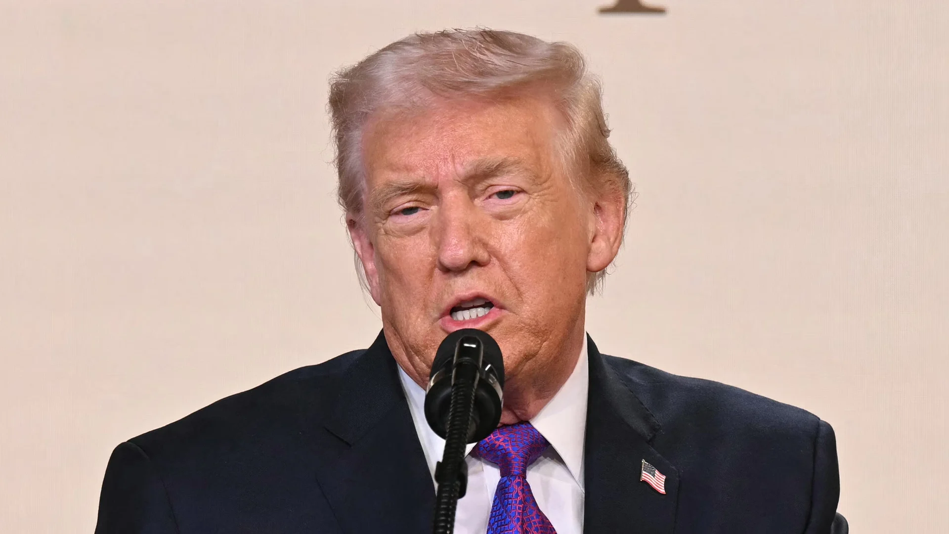 Donald Trump verwijdert video waarin Barack en Michelle Obama zijn afgebeeld als apen