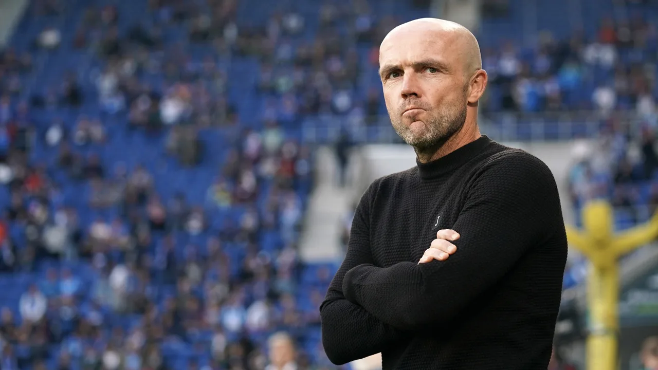 'Schreuder bedankt voor trainerschap bij Maccabi Tel-Aviv'