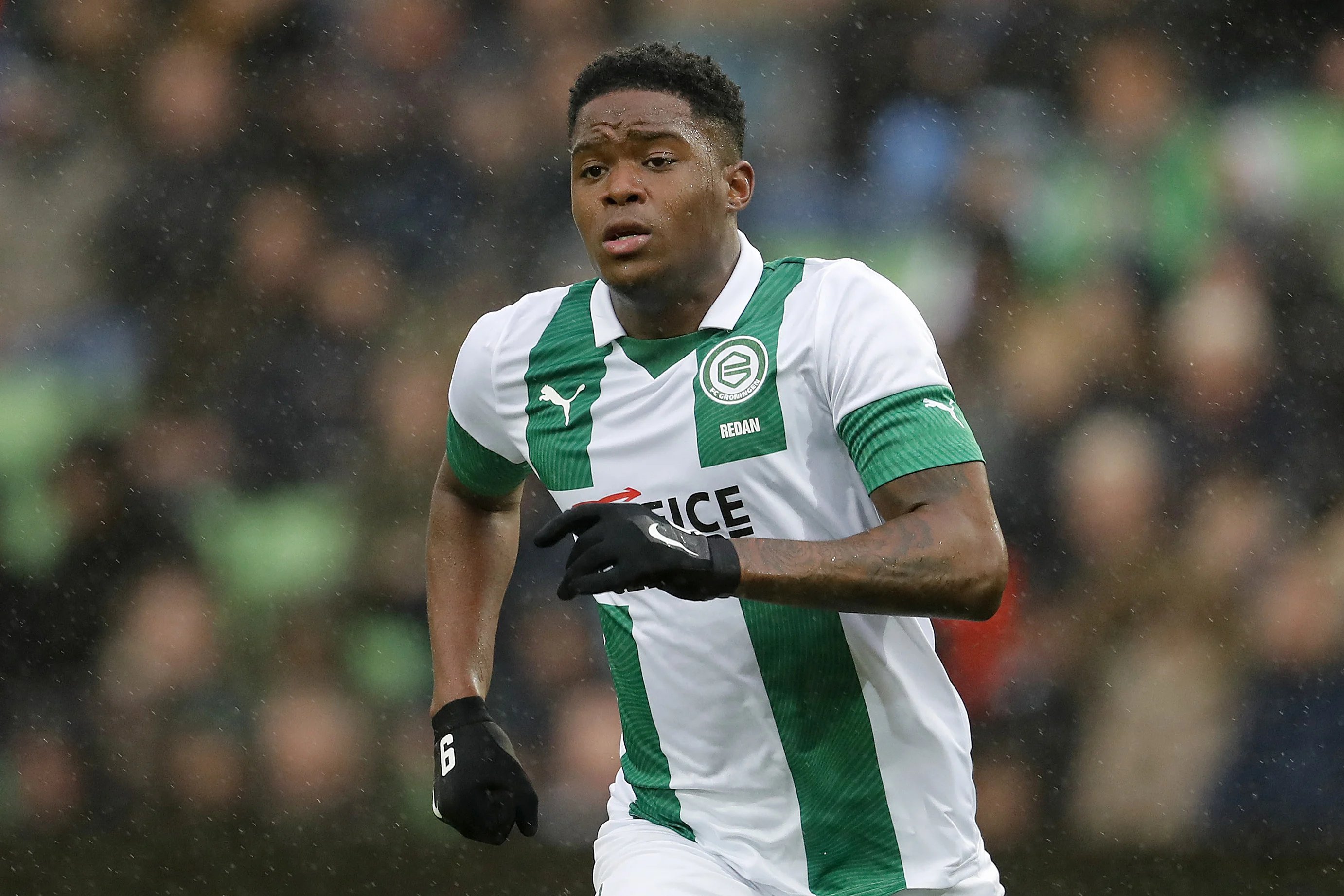 Redan zegt sorry en doet donatie aan goed doel