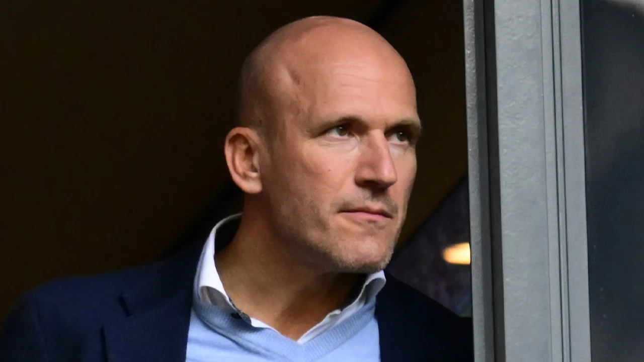 'Ajax klopte tevergeefs aan bij Alex Kroes om zijn aflopende contract te verlengen'