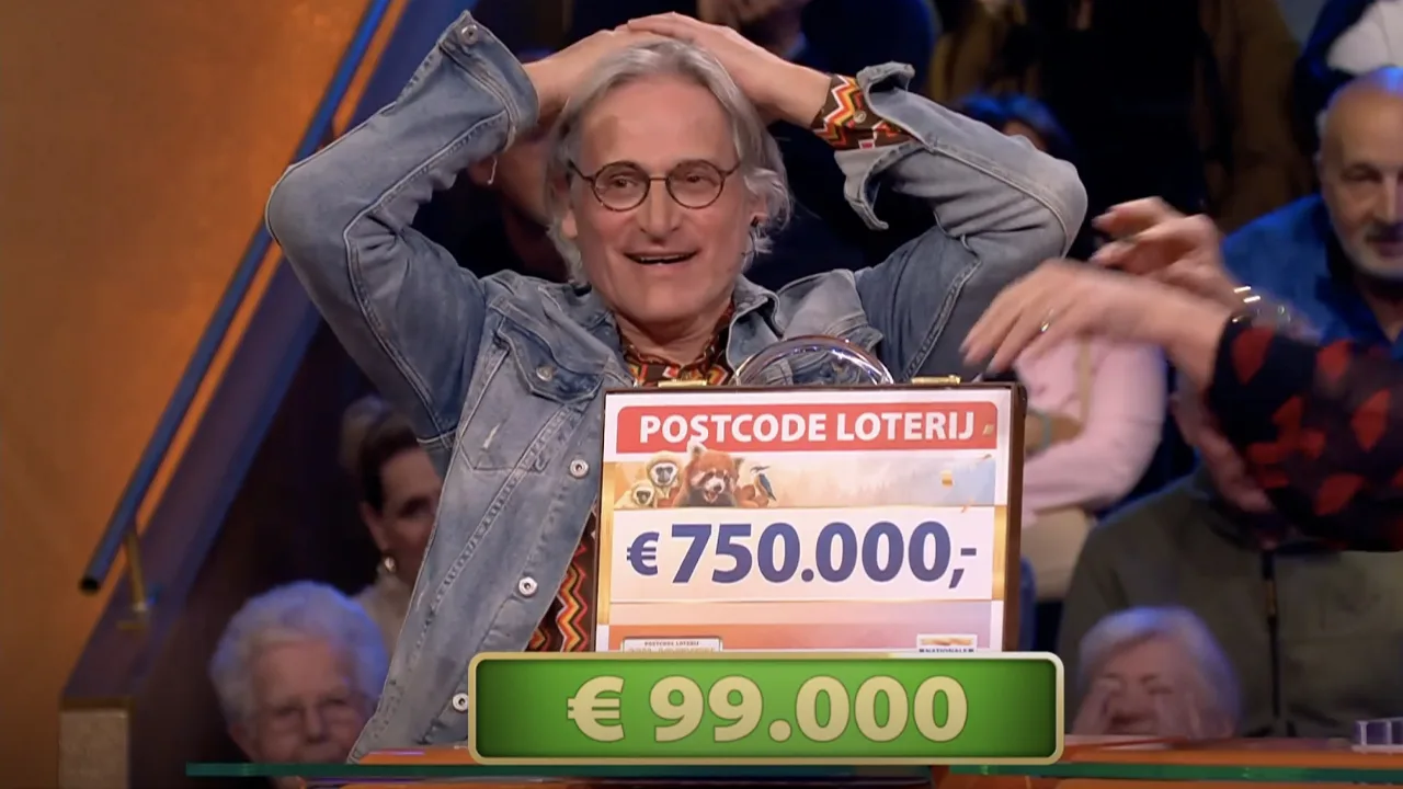Henk speelt miljoenenbedragen in no-time weg, maar blijkt 750.000 euro in koffer te hebben zitten