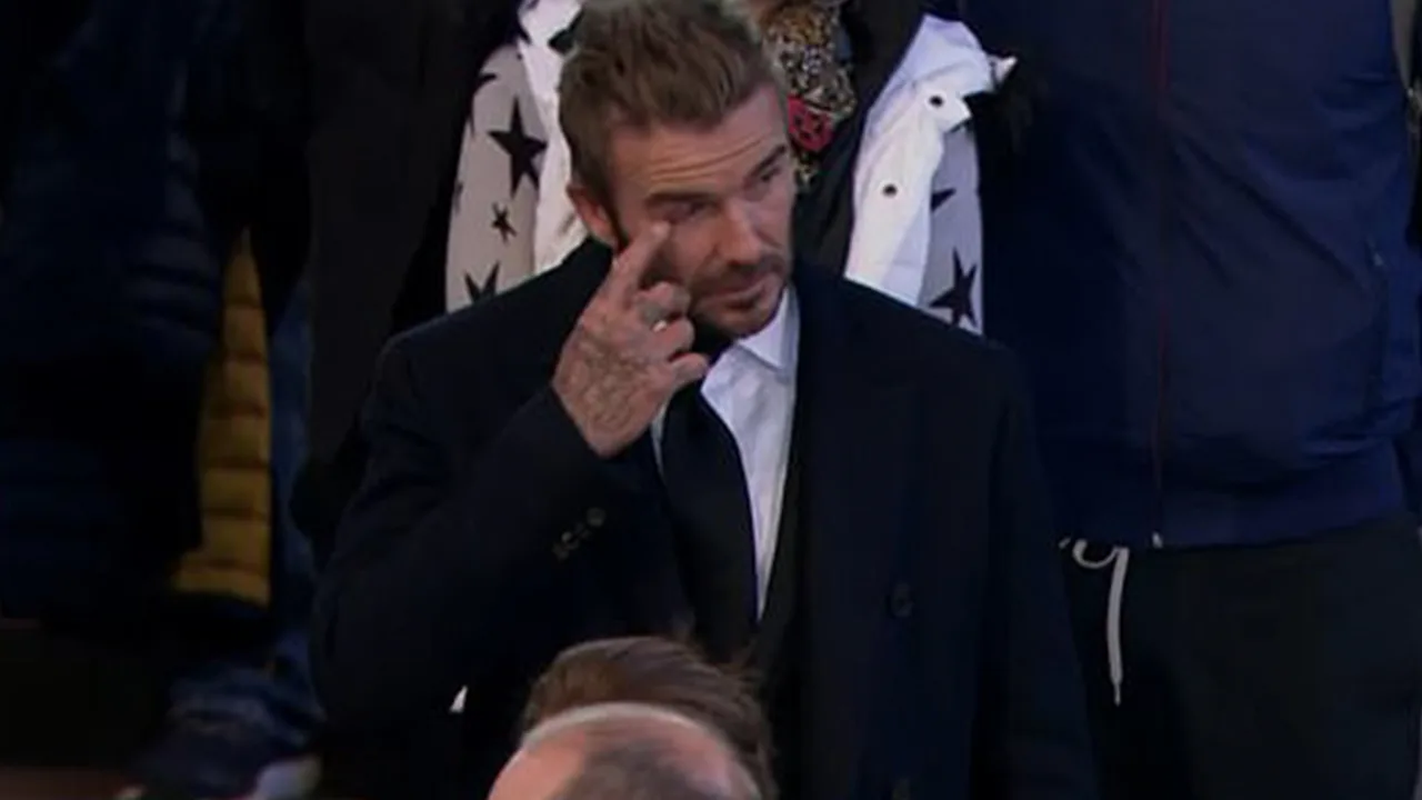 Emotionele Beckham staat 13 uur in de rij om afscheid te nemen van Queen Elizabeth