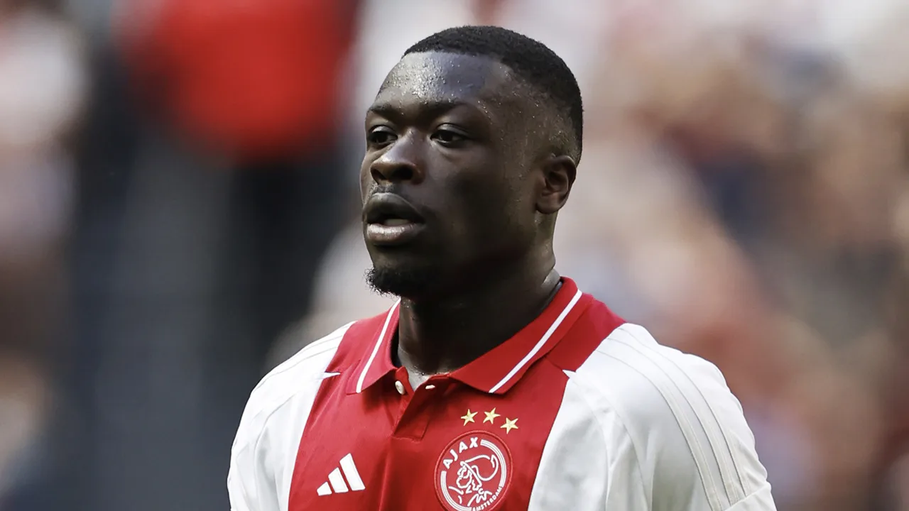 Kritiek op handelen Ajax bij afpersingszaak Brobbey: 'Ajax had veel meer kunnen doen'