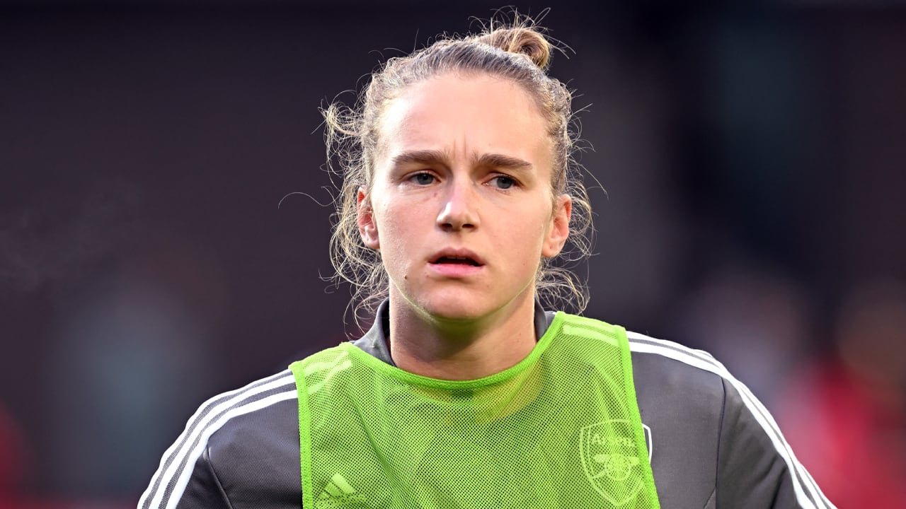 Miedema scheurt kruisband en moet vrezen voor WK