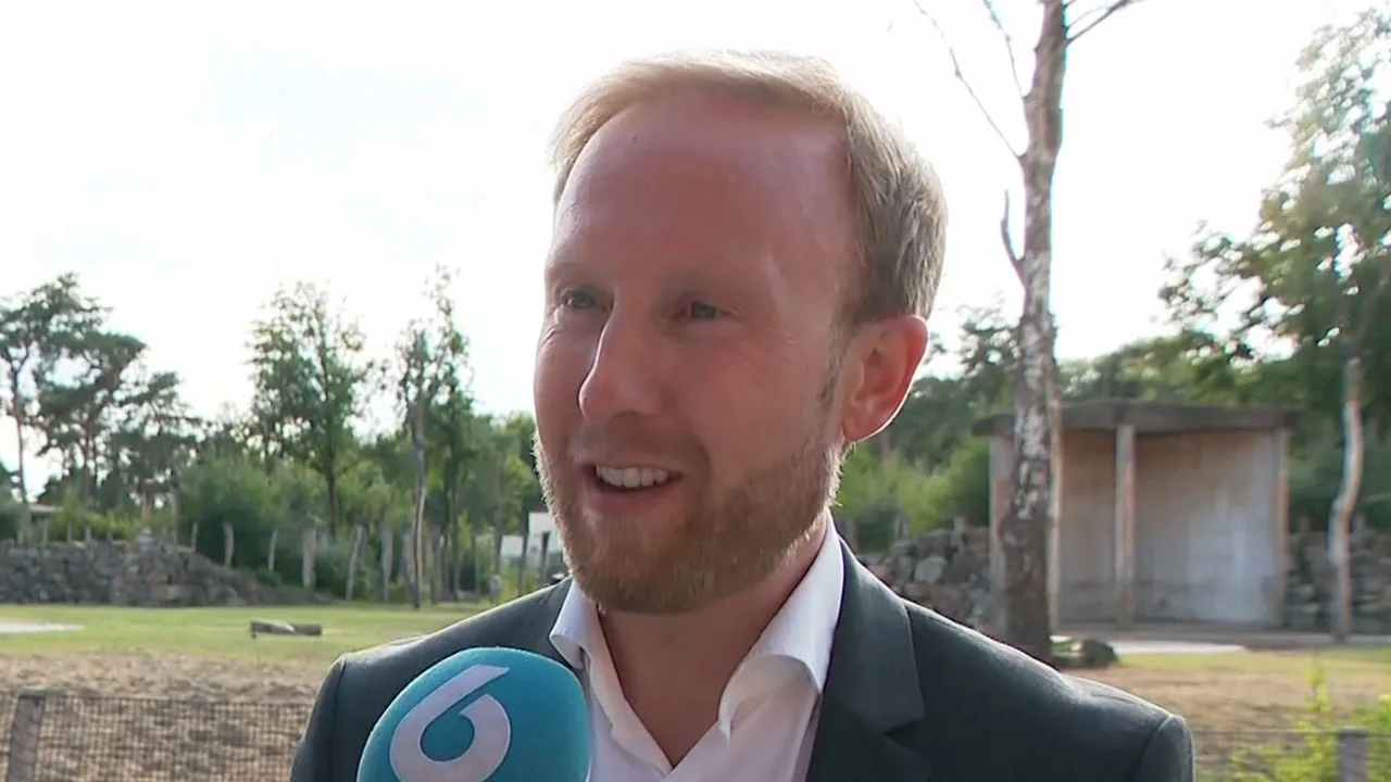 Raymond Mens reageert: zou hij Albert Verlinde willen opvolgen bij Vandaag Inside?