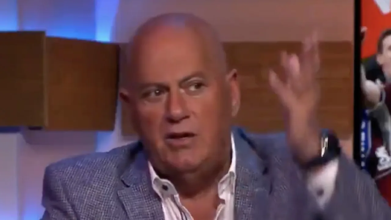 Jack van Gelder 'wordt helemaal gek' tijdens Rondo: 'Er wordt constant gesproken op de vloer!'