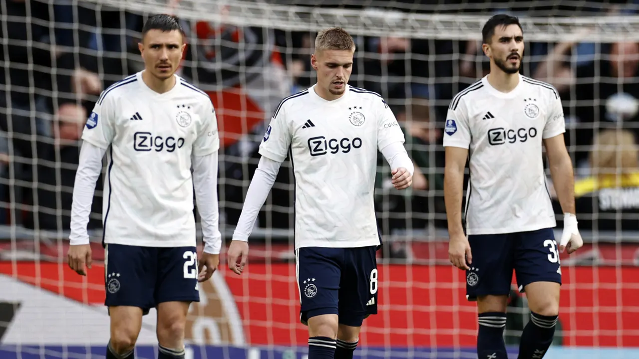 Jeugdjournaal noemt Ajax niet bij 'beste clubs van het land'