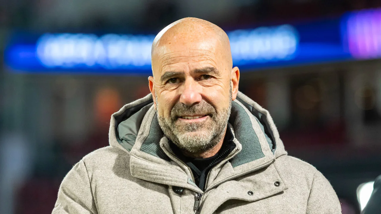 PSV-trainer Peter Bosz verlengt aflopend contract met twee jaar 