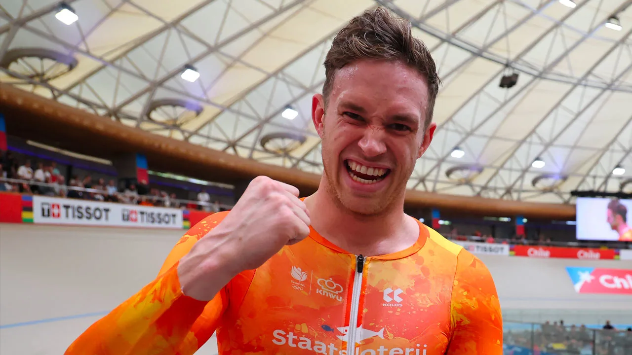 Harrie Lavreysen verovert voor de zevende keer op rij wereldtitel op de sprint