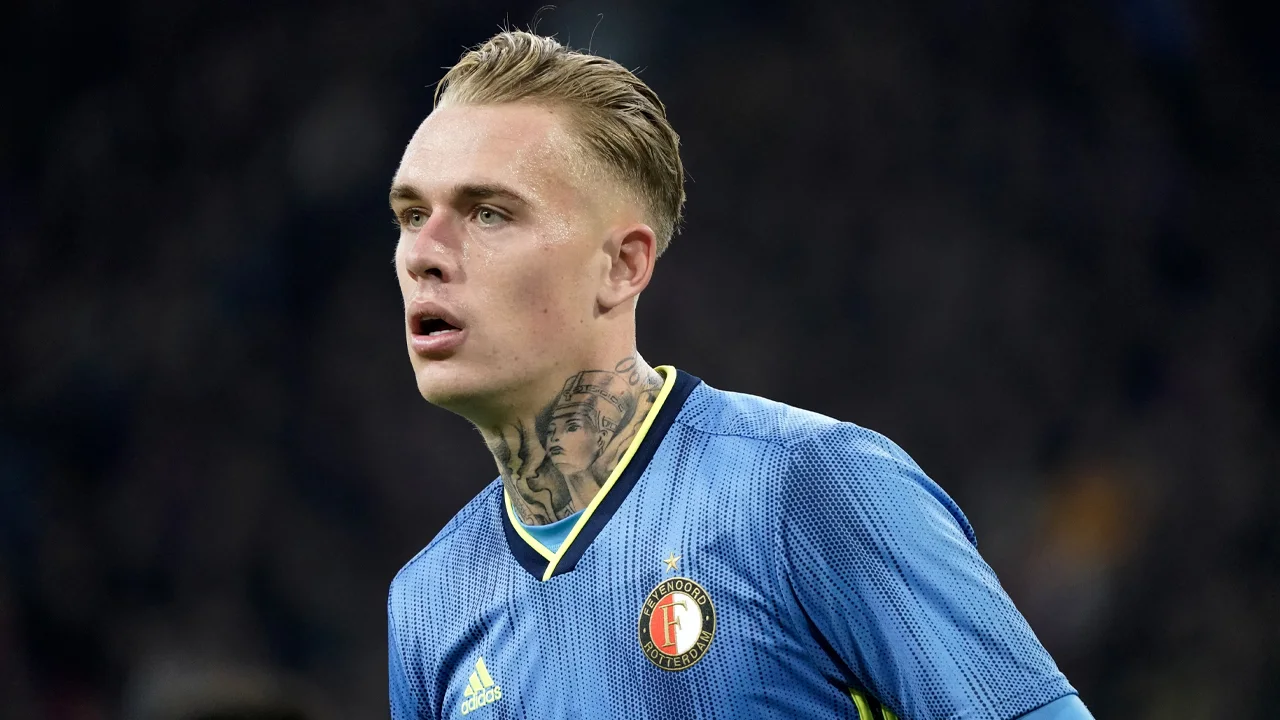 Karsdorp sluit nieuwe terugkeer Feyenoord uit: 'Ik heb veel ingeleverd'