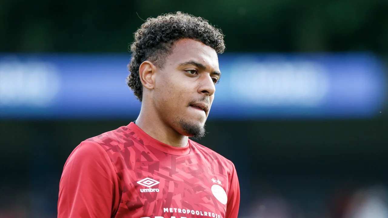 PSV maakt rugnummers bekend, Malen krijgt nummer 9