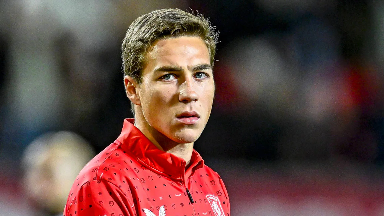 Sparta huurt Carel Eiting voor de rest van het seizoen van FC Twente