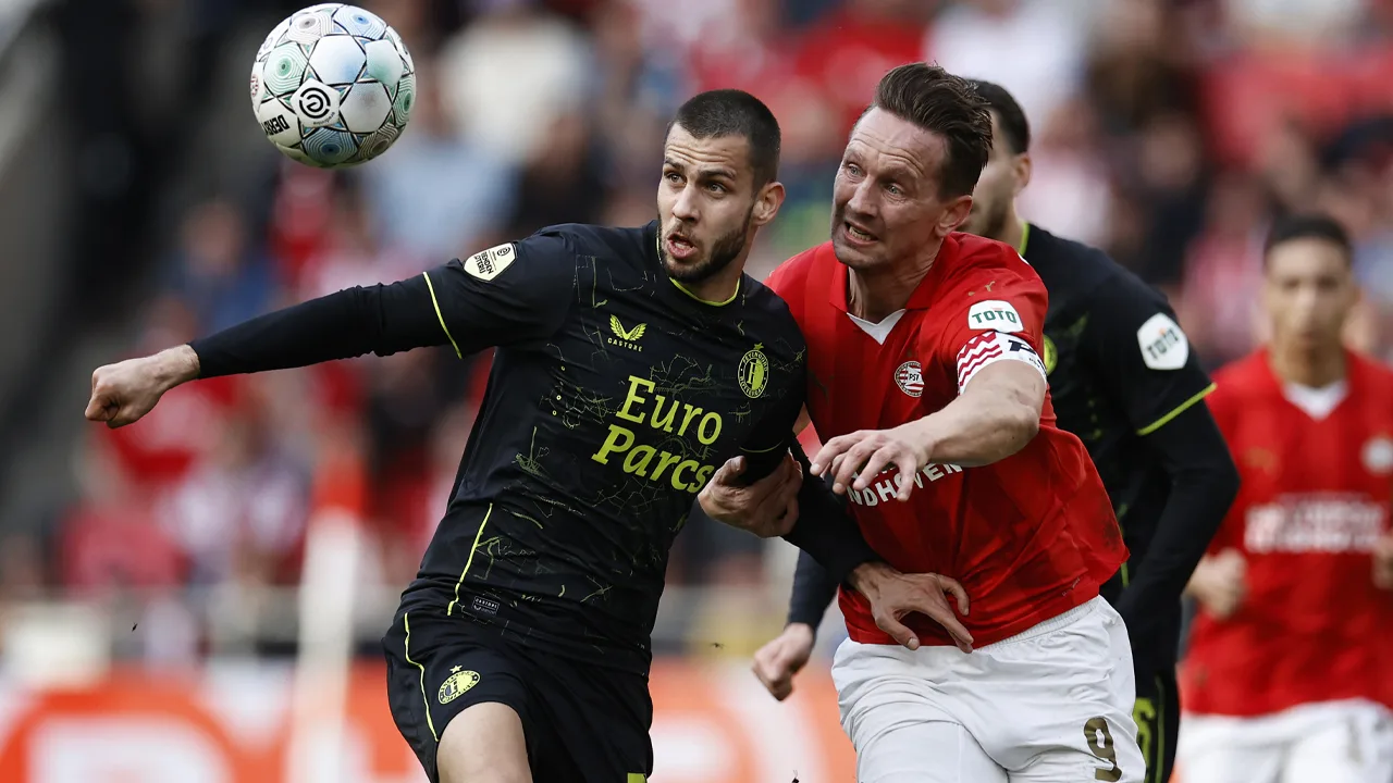 Hancko, De Jong, Pavlidis, Steijn en Veerman genomineerd voor Eredivisie Speler van het Jaar