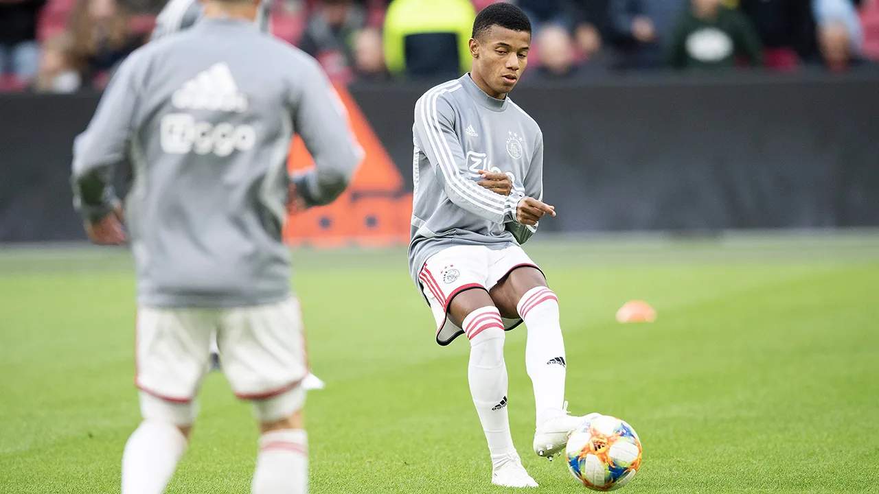 Ajax met Neres, Jørgensen en Karsdorp terug bij Feyenoord
