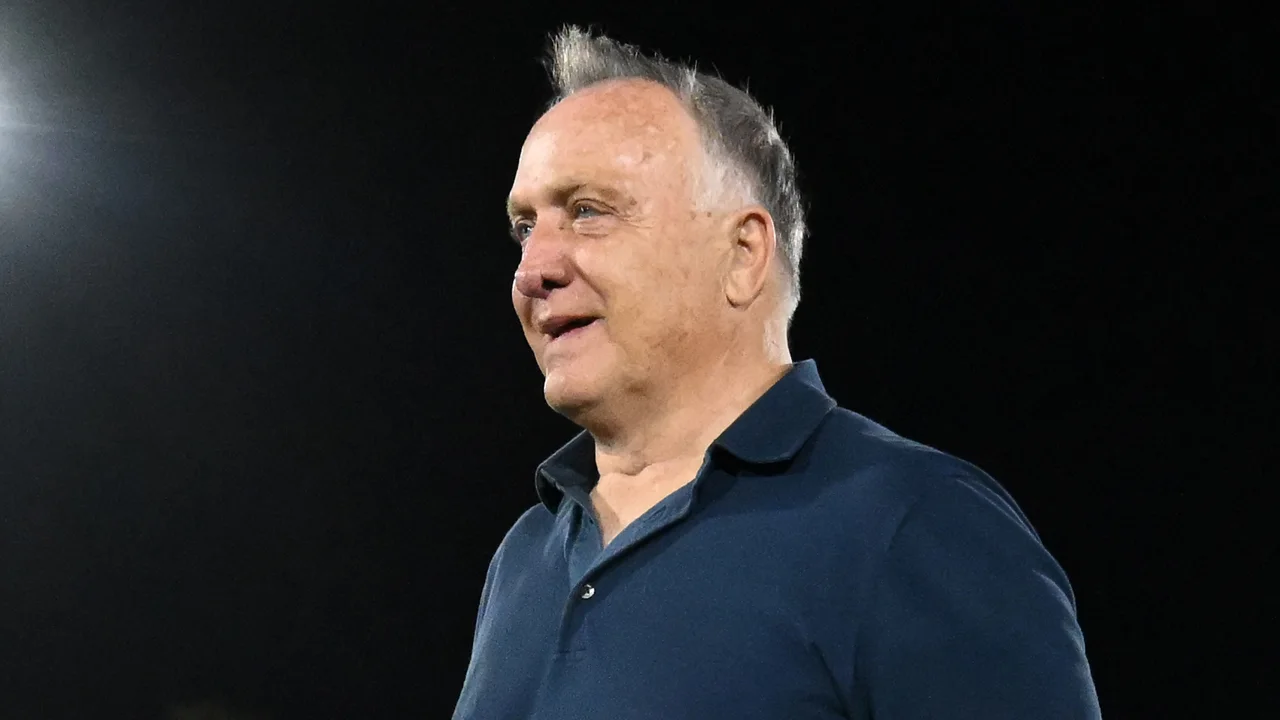 Dick Advocaat plaatst zich met Curaçao voor Gold Cup