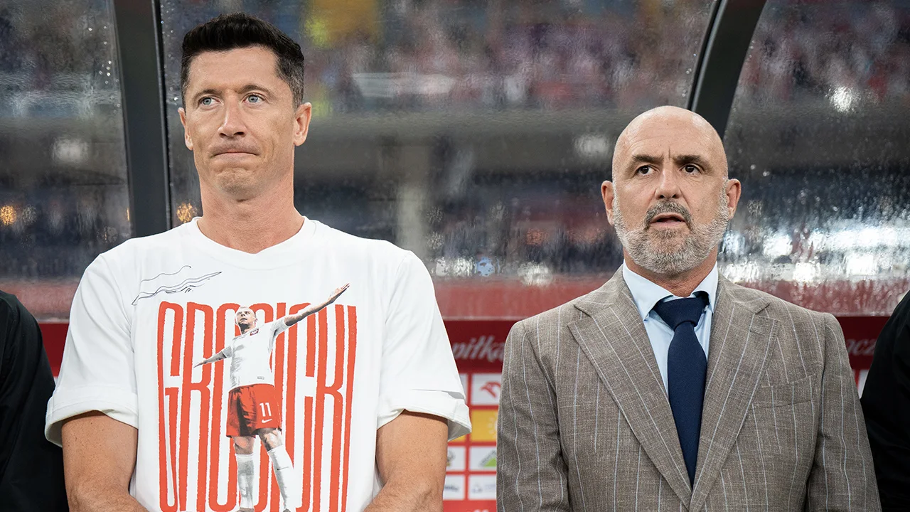 Bondscoach van Oranje-concurrent Polen stapt op na ruzie met Robert Lewandowski