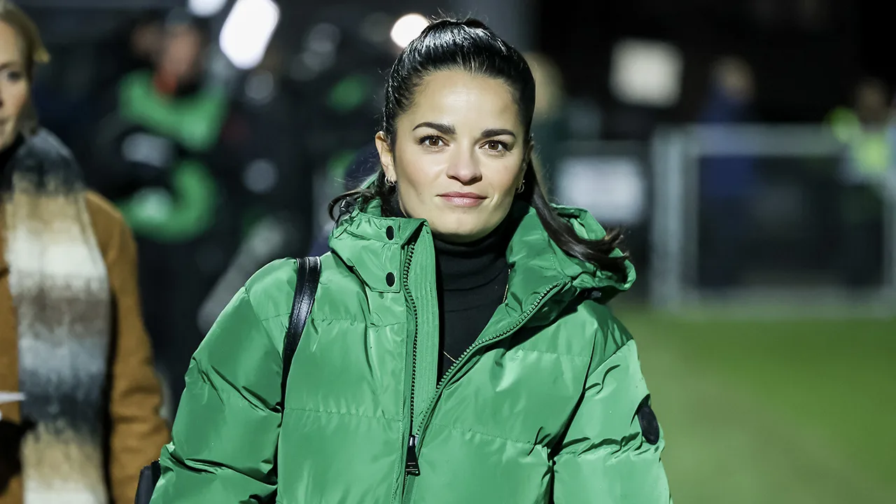 Fresia: 'Ik ontdekte via Facebook dat mijn vader een dubbelleven leidde'