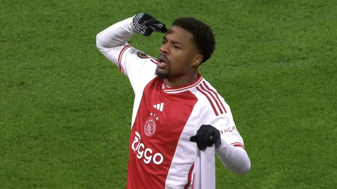 VIDEOGOAL: Ajax - AEK Athene 1-0 (Akpom)