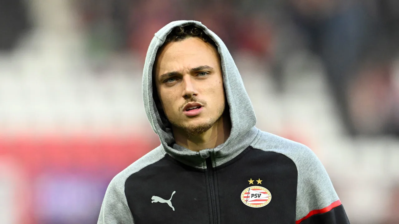 Peter Bosz denkt niet dat uitgevallen Noa Lang fit genoeg is voor Oranje