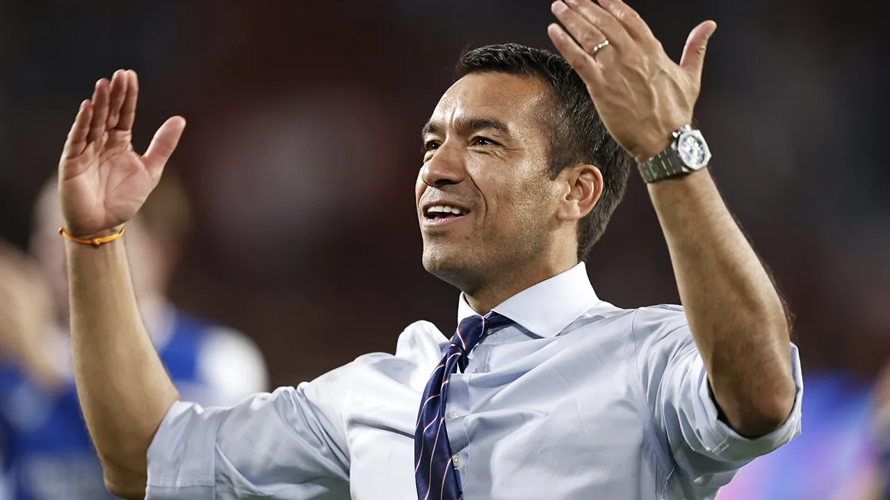 'Van Bronckhorst doet mij denken aan Zidane en Ancelotti'