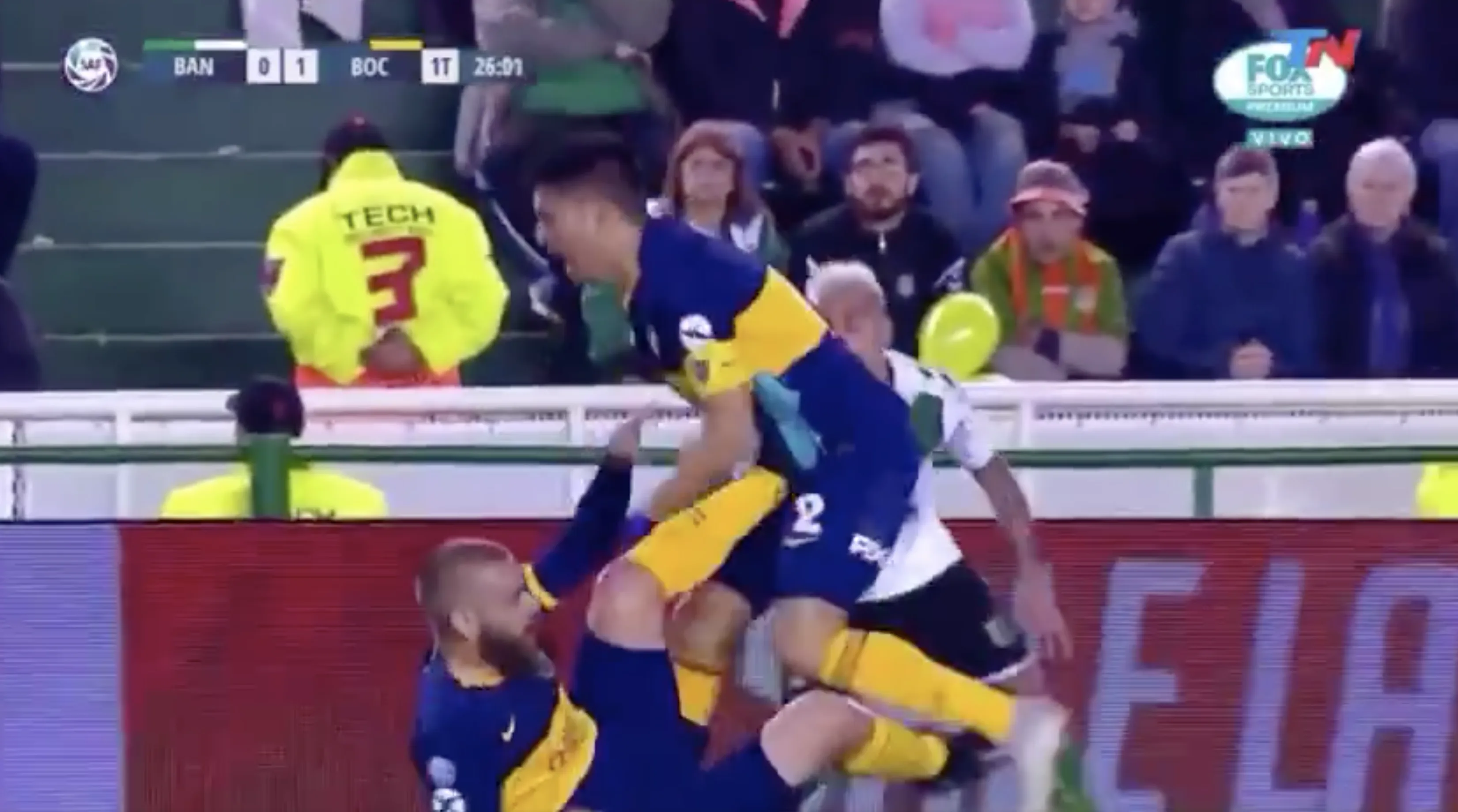 De Rossi imiteert De Jong en torpedeert teamgenoot