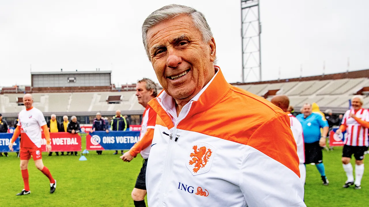 Voor Sjaak is er één terechte kampioen: 'Ajax staat heel het seizoen bovenaan'