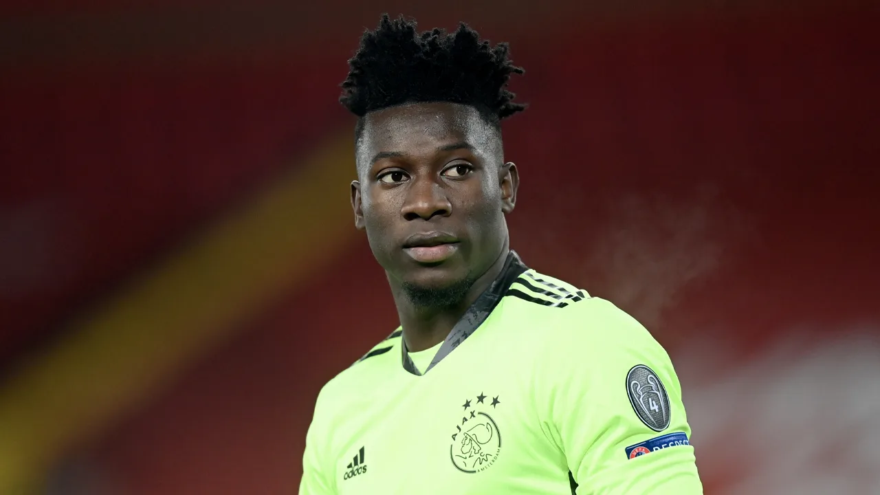 Ajax laat André Onana training hervatten bij Jong Ajax