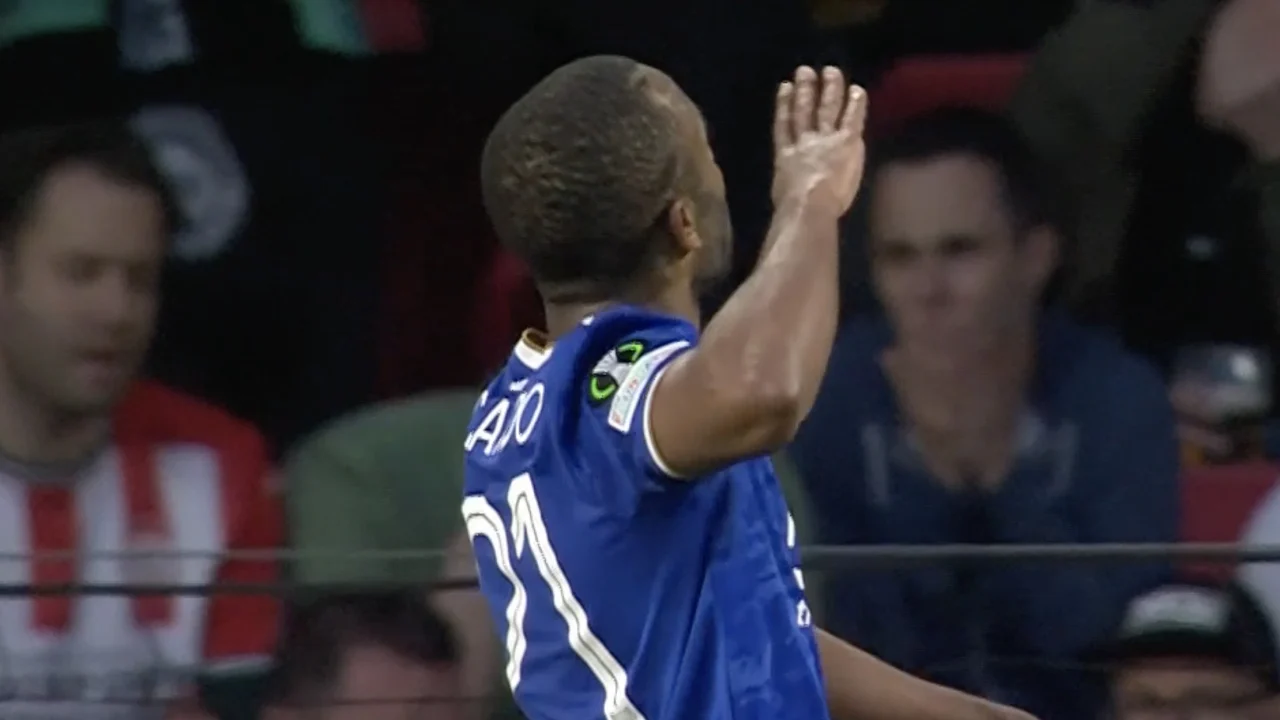 VIDEOGOAL: PSV - Leicester City 1-2 (Pereira)