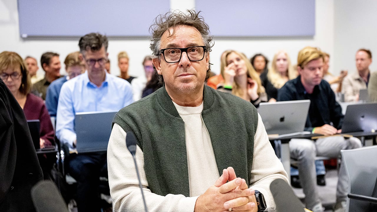 Video: Marco Borsato emotioneel tijdens rechtszaak: 'Carrière is onherstelbaar beschadigd'