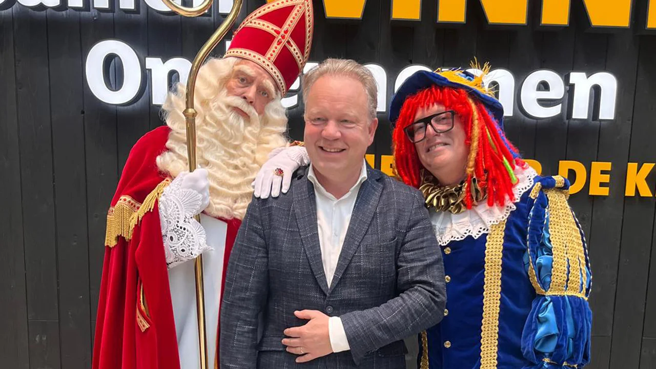 Jumbo-topman Ton van Veen kondigt vertrek aan