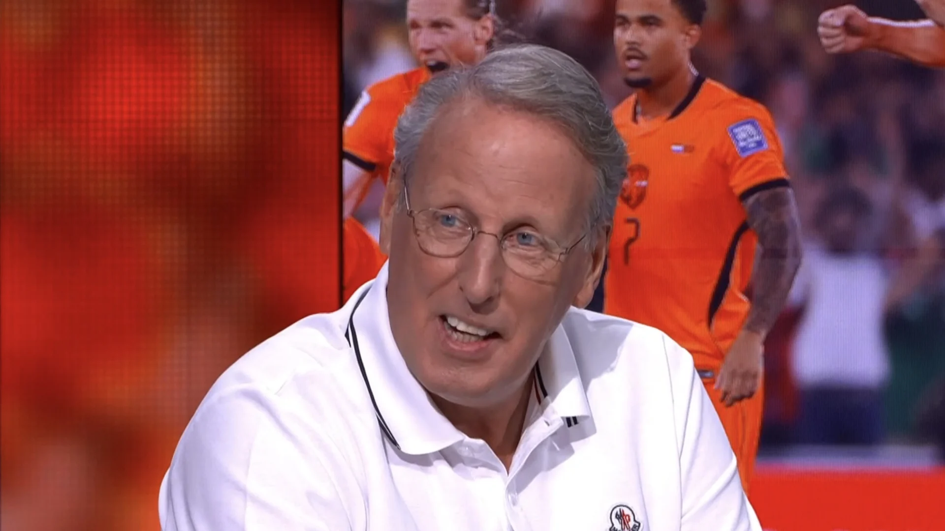 Chris Woerts voorspelt wie de nieuwe bondscoach van Oranje wordt: ‘Ik denk het wel!’