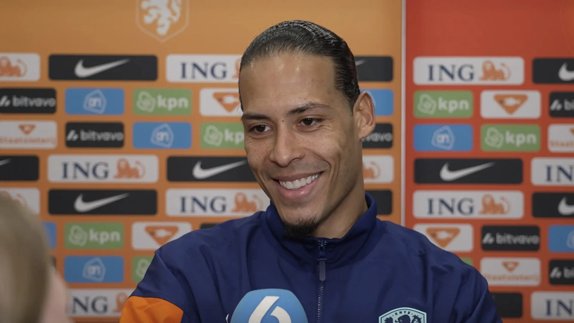 Wat krijgt de jarige Ronald Koeman vrijdag voor zijn verjaardag?