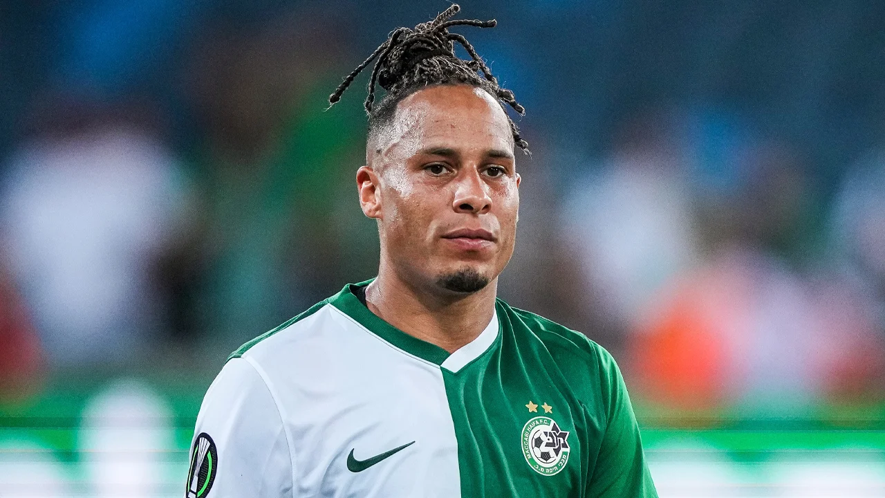 'Tjaronn Chery keert mogelijk terug in de Eredivisie'