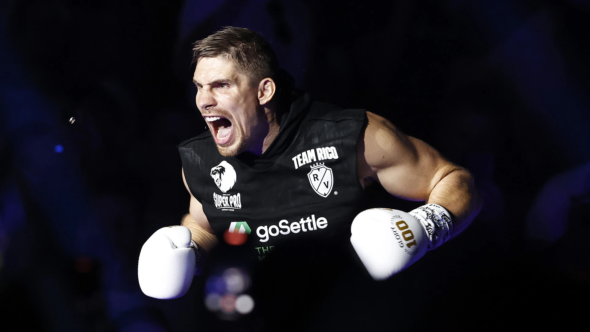 ‘Rico Verhoeven stapt mogelijk over naar de UFC’