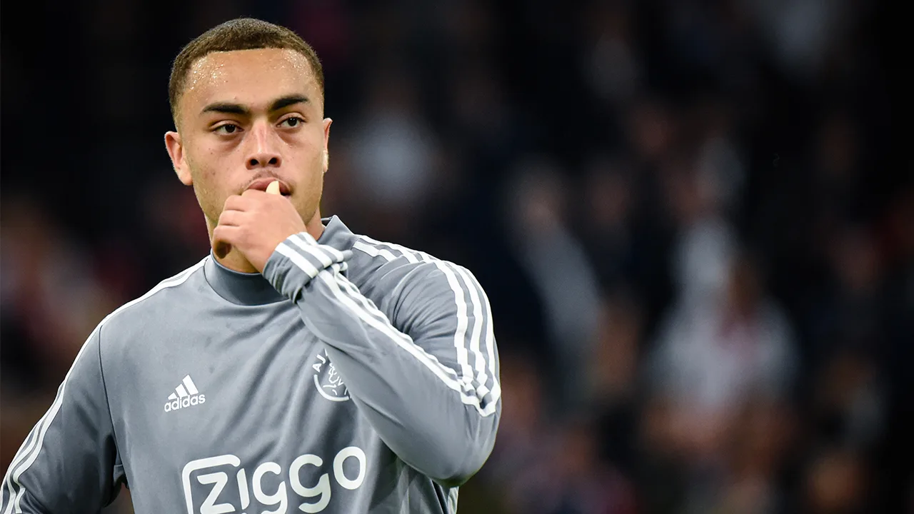 OPVALLEND: Dest niet opgeroepen voor nationale ploeg van Verenigde Staten