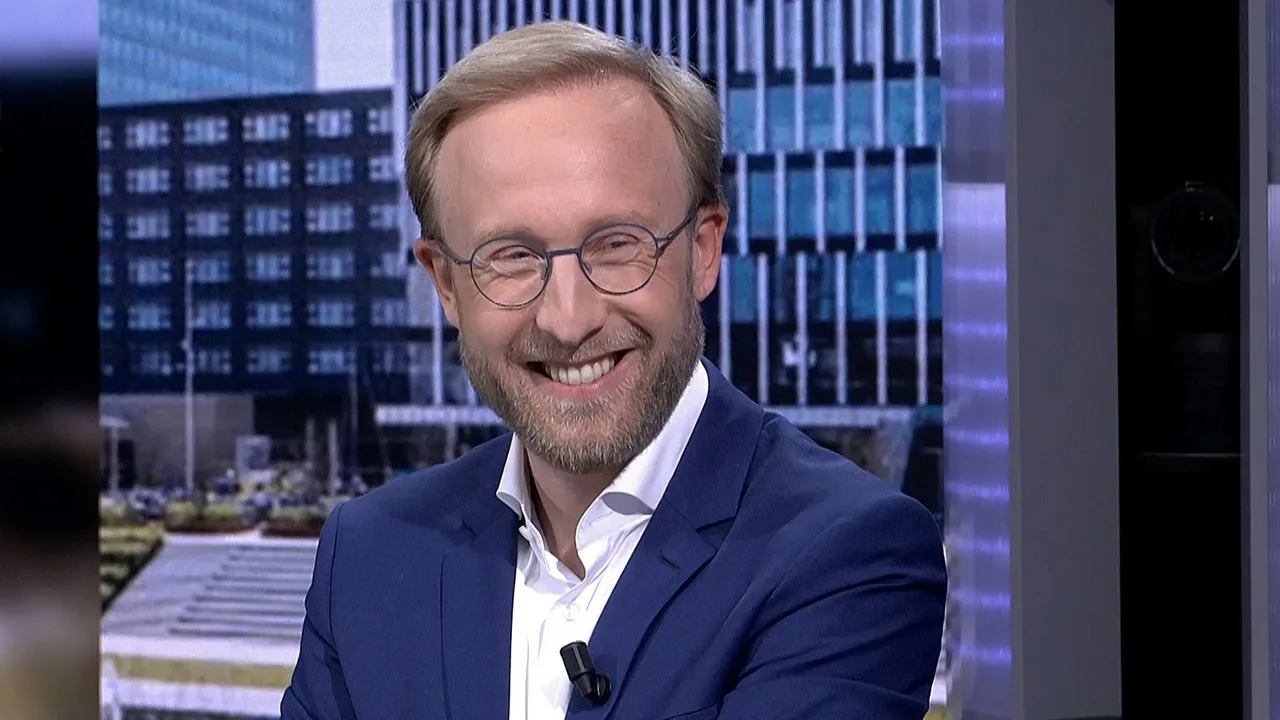 Raymond Mens presenteert vanavond Nieuws van de Dag: 'Ik hoop stiekem dat het ontspoort'