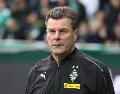 Gladbach beloont trainer Hecking