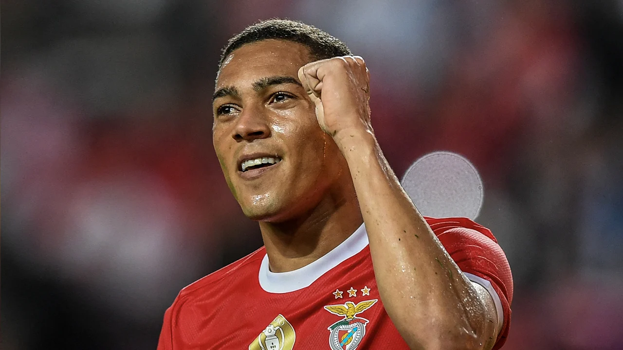 'PSV dichtbij komst van Benfica-spits Carlos Vinicius'