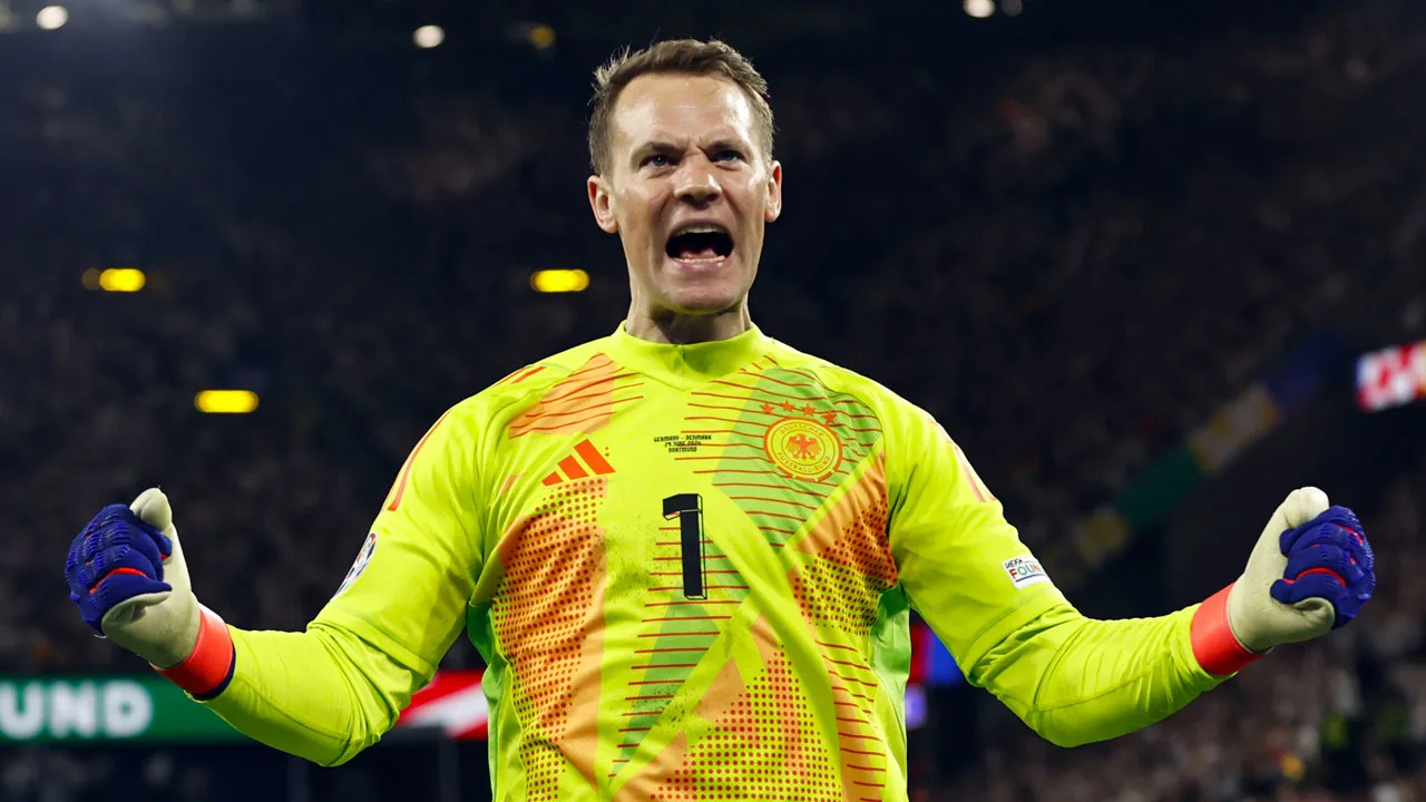 Doelman Manuel Neuer (40) keert terug bij Duitsland op WK voetbal