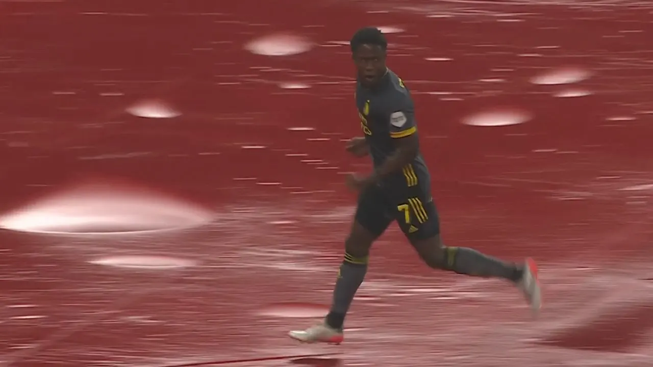 VIDEOGOAL: Union Berlin - Feyenoord 0-1 (Sinisterra)