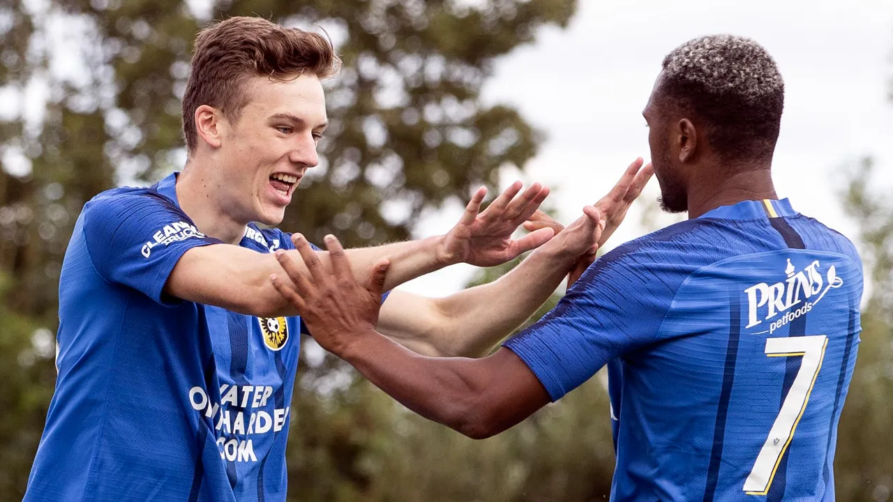 Vitesse huurt aanvaller van Chelsea